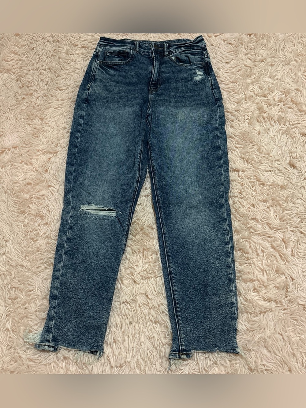 American Eagle highest rise mom Jean size 2 short